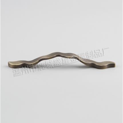 質(zhì)量優(yōu)等 精致合手櫥柜拉手鋅合金拉手 007