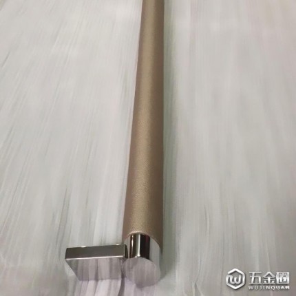 佛山廠家供應(yīng)酒店電梯轎廂扶手 豪華大門拉手 玻璃門實木門把手 不銹鋼包皮革大拉手
