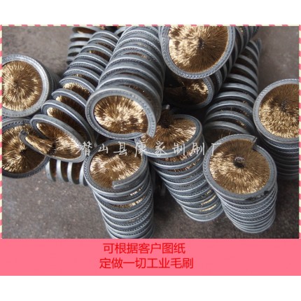 彈簧刷輥鋼絲除銹外繞彈簧毛刷 定做尼龍絲清洗內(nèi)繞彈簧刷輥
