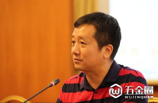 商務(wù)部國際貿(mào)易經(jīng)濟(jì)合作研究院研究員 梅新育。（夏賓/攝）