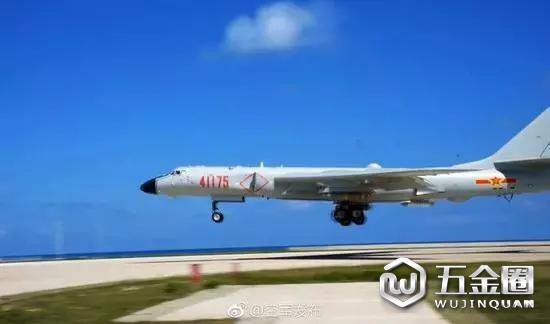 ▲資料圖片：空軍航空兵某師組織轟-6K等多型多架轟炸機(jī)，在南部海域開展島礁起降訓(xùn)練。（空軍發(fā)布）