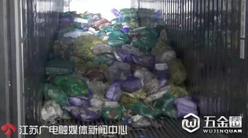 南京百噸走私腐臭凍肉后續(xù)：肉的主人是誰？倉庫負責(zé)人竟說毫不知情…