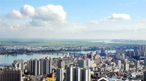 多數(shù)房企堅(jiān)持?jǐn)U大土地儲備 2019年或繼續(xù)增加