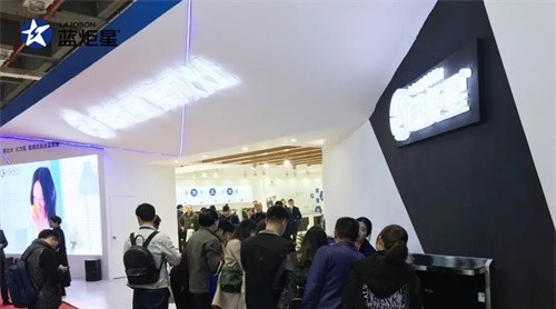 集成灶行業(yè)群雄逐鹿，為何藍(lán)炬星如此突出？答案就在......