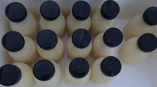 網(wǎng)售現(xiàn)擠奶，宣稱無添加，專家提醒：無異于“三無食品”不要盲目追求原生態(tài)
