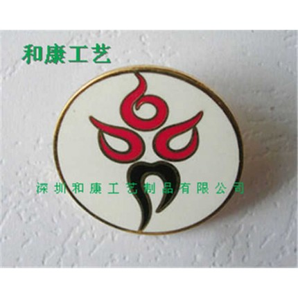 江西實力廠家，專業(yè)設計團隊，設計各類金屬徽章，運動會獎牌