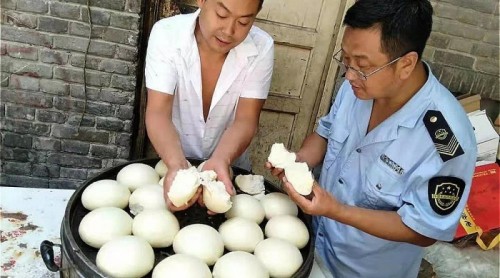 抖音曝光“衛(wèi)生紙饅頭”！隴南官方回應(yīng)來了
