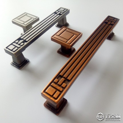 日達(dá) 大拉手鋅合金歐式 仿古柜子防火室內(nèi)木門(mén)把手 單孔黑色方形小拉手