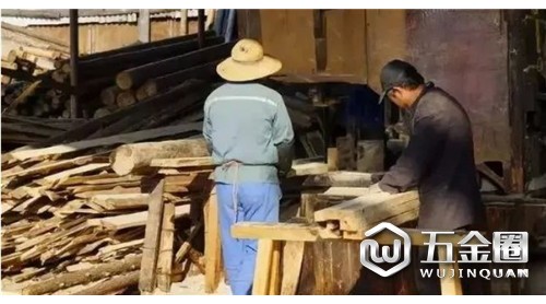 進(jìn)退兩難！木材加工廠既開(kāi)不起工也不敢停工？