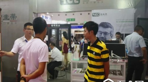 雷圭蒂系統(tǒng)門窗五金成都建博會乘風破浪，C位出彩！